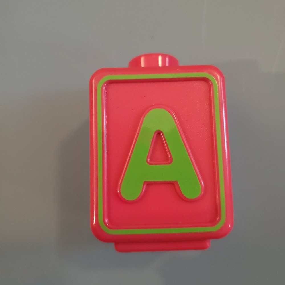 Vtech Alphabet Block - Sit to Stand Train Replacement Block A / R - Picture 3 of 4